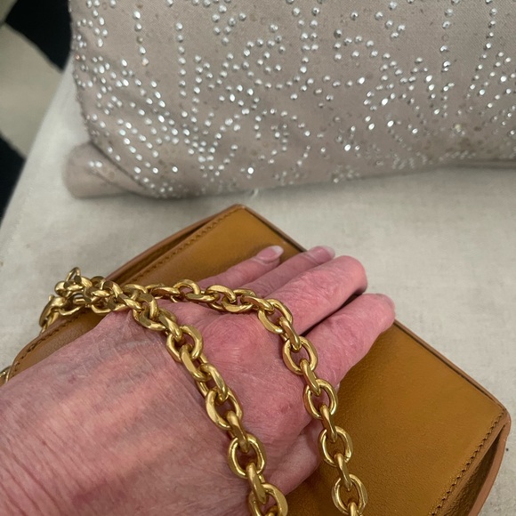 Alexander McQueen handbag show the bag or clutch 100% authentic - Picture 11 of 16